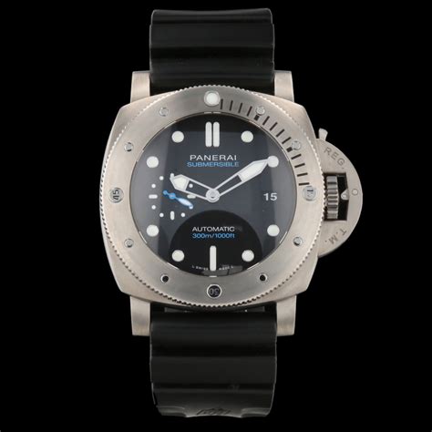 panerai luminor submersible prix